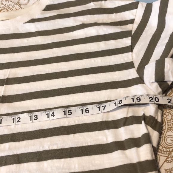 Used top by uniqlo size M - Picture 5 of 8